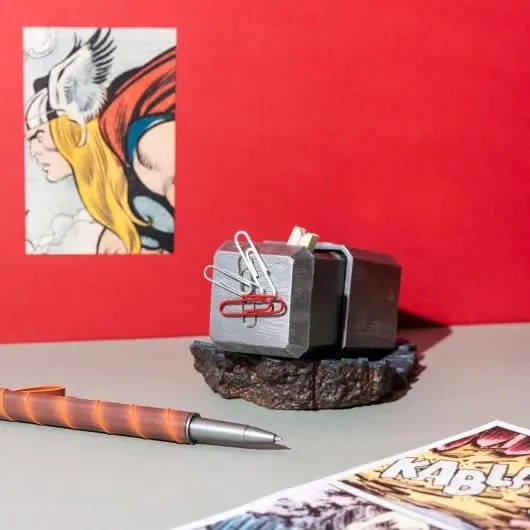 Marvel Pen and Stand – Thor Hammer 13 x 17.5 x 10 cm