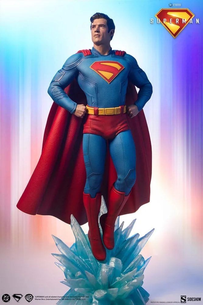 Superman (2025) Statue Bundle – With Krypto 61 cm and 23 cm 3