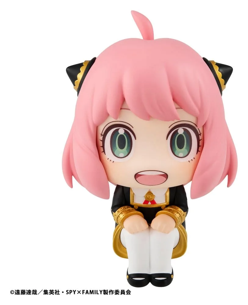 Spy x Family Figure – Anya Forger Look Up 11 cm