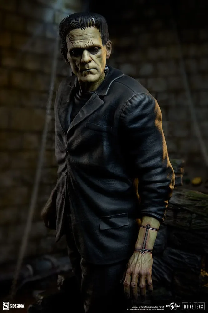 Frankenstein Statue – Premium Format 1/4 Scale 57 cm 5