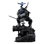 TMNT Statue – Leonardo Black and White Variant 26 cm 1