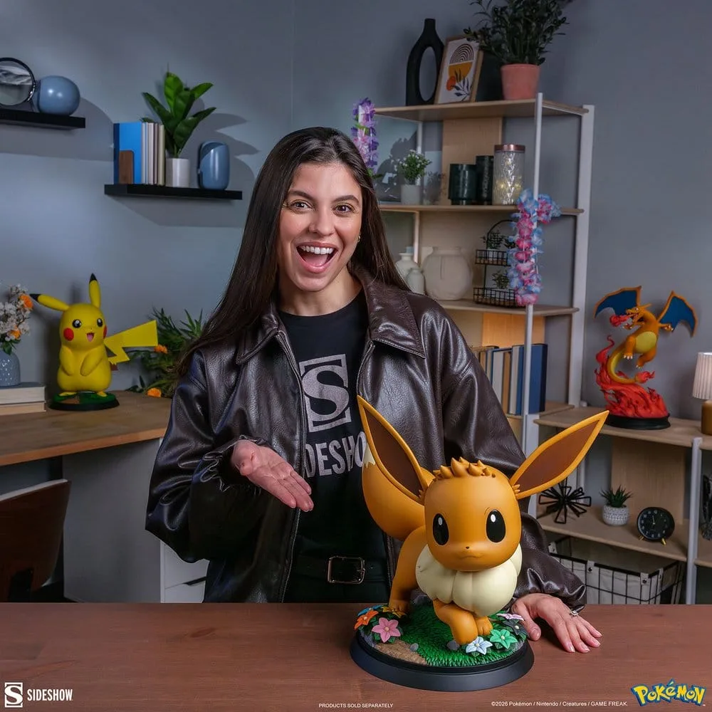 Pokémon Life-Size Figure – Eevee 34 cm 2