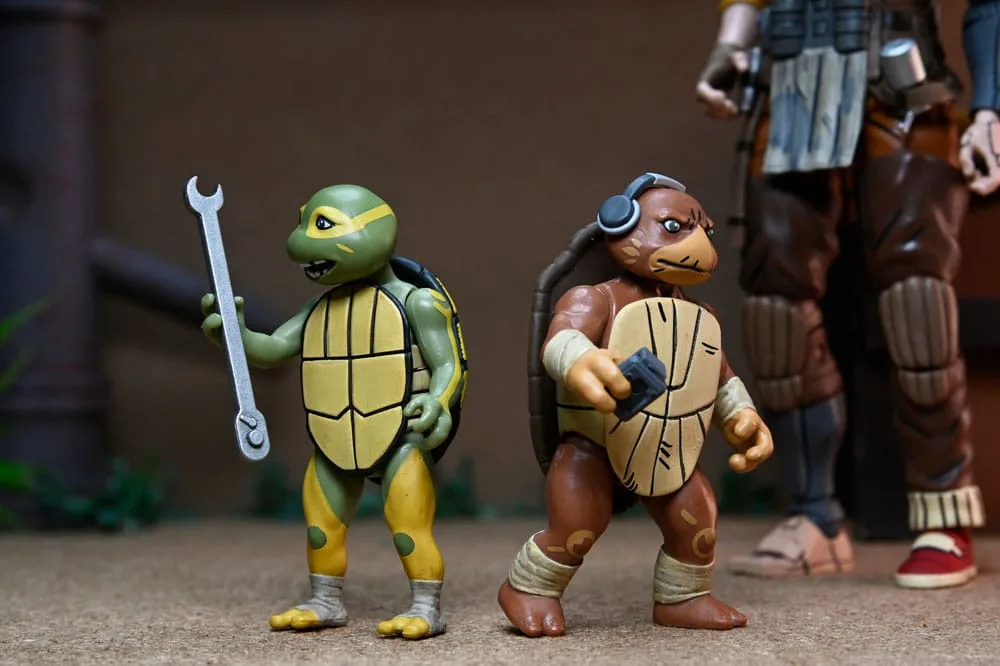 TMNT Actiefigurenset – Grammy April met Baby Yi en Moja 18 cm 12