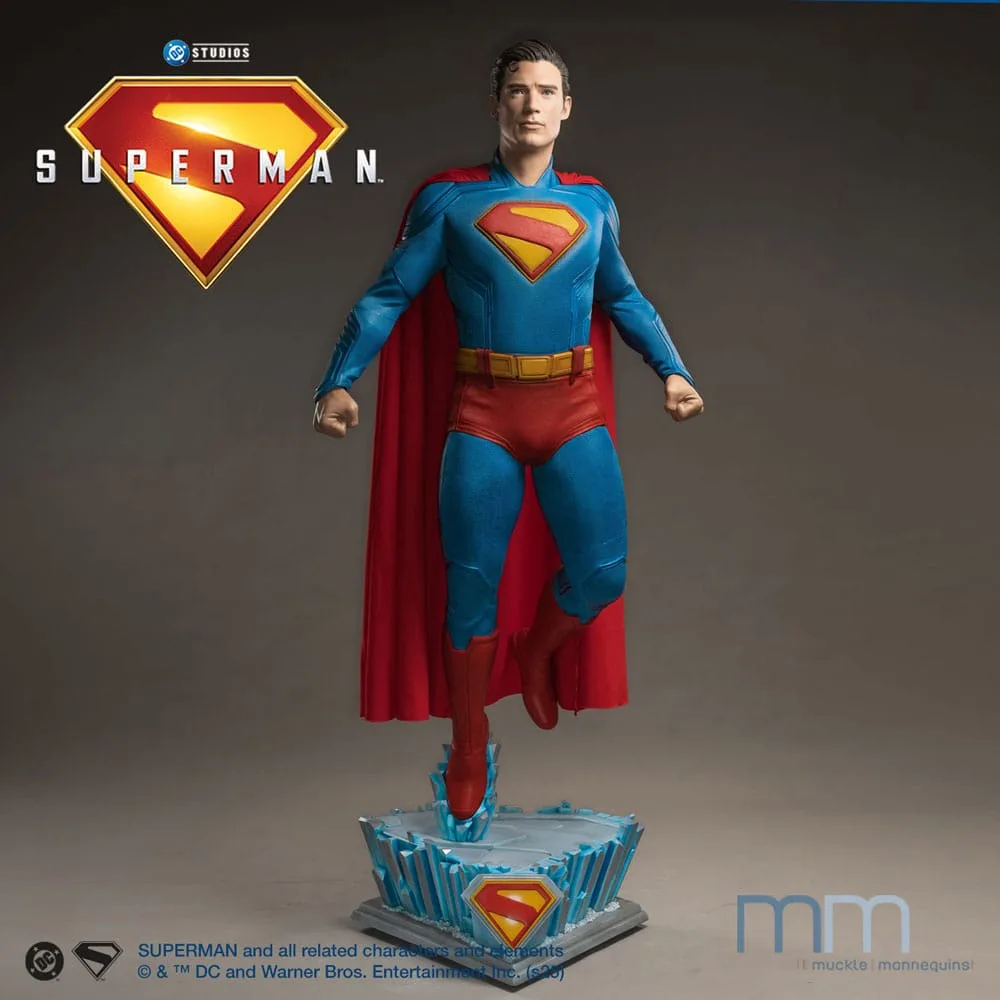 Superman Life-Size Statue – 2025 Film Edition 246 cm