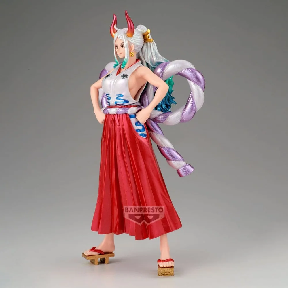 One Piece PVC Figure – Yamato Special Version 23 cm 3
