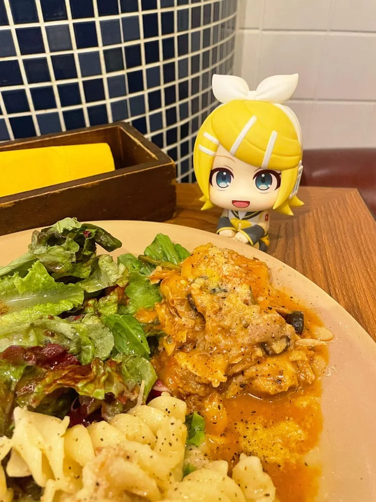 Character Vocal Series Statue – Kagamine Rin Look Up 11 cm 9