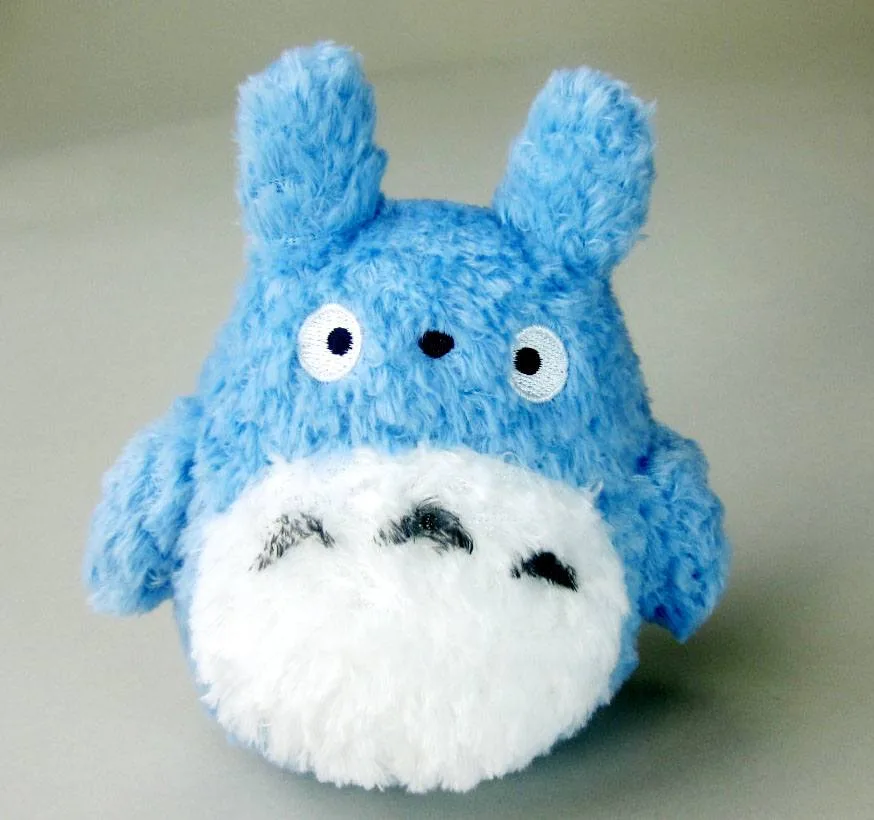 Studio Ghibli Plush – Fluffy Medium Totoro 14 cm