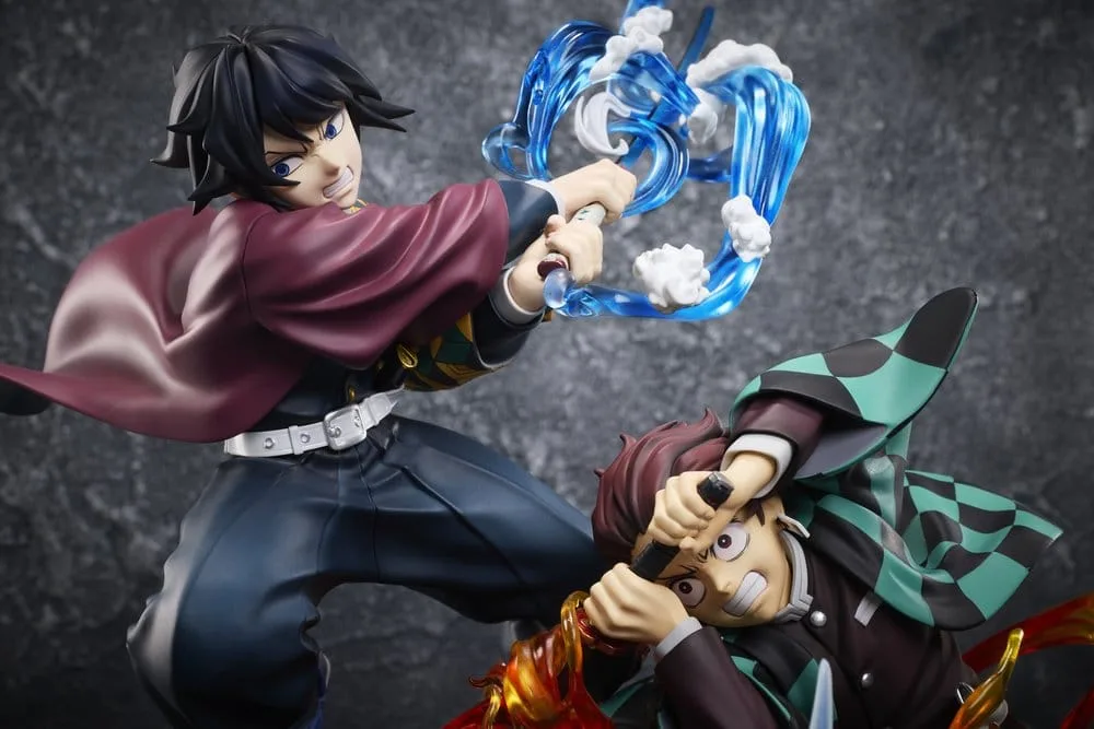 Demon Slayer PVC Figure – Tanjiro and Giyu with Akaza 13 cm 8