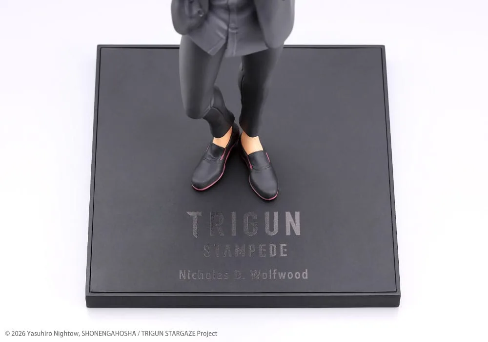 Trigun Stampede beeld – Nicholas D. Wolfwood 1:8 22 cm 9