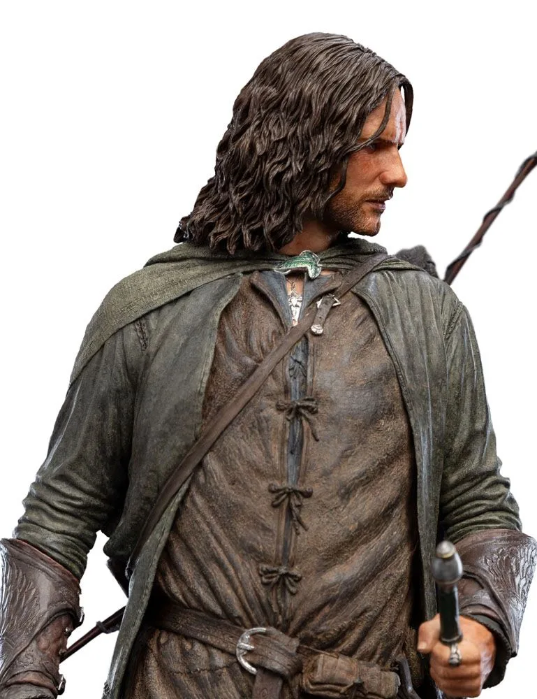 The Lord of the Rings Statue – Aragorn Hunter of the Plains 32 cm 5