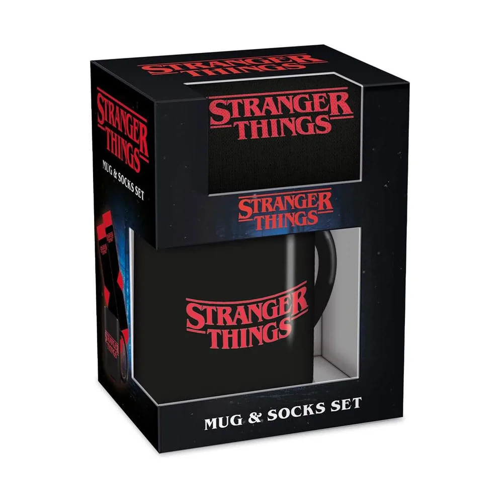 Stranger Things Mug and Socks Set – Logo 325 ml