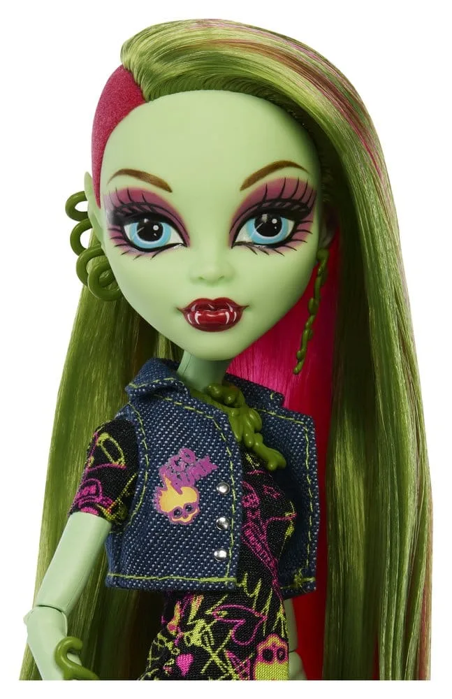 Monster High Collector Doll – Venus McFlytrap Reproduction 5