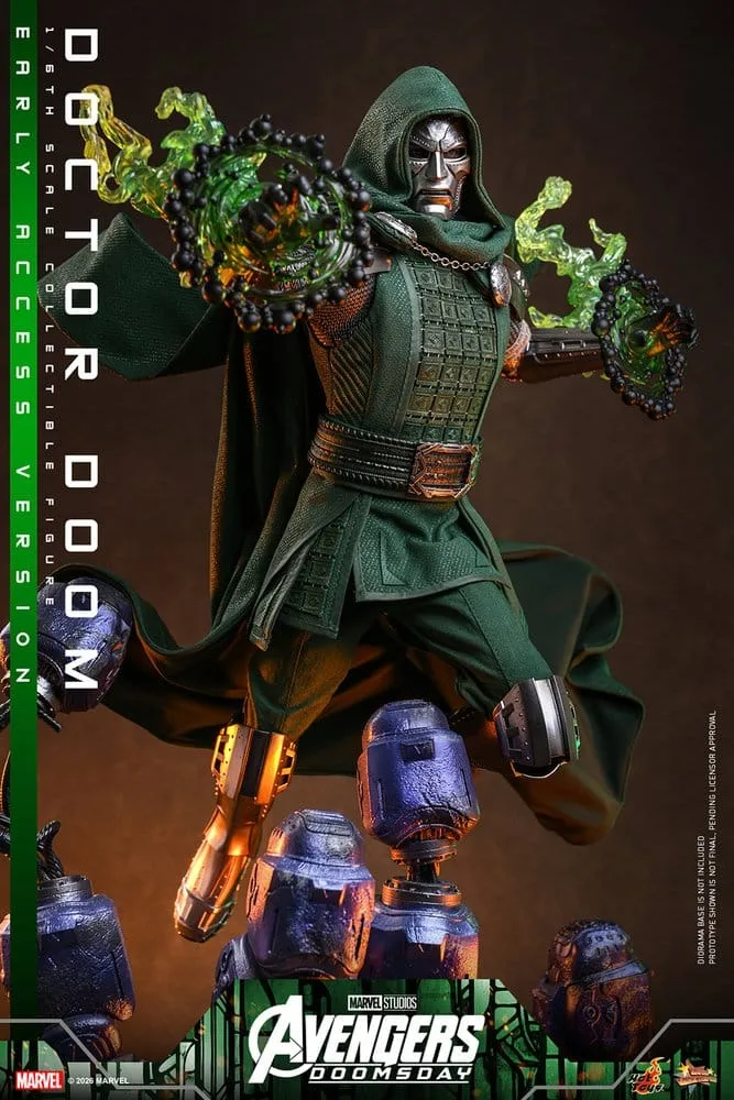 Avengers Doomsday Action Figure – Doctor Doom 31 cm 6