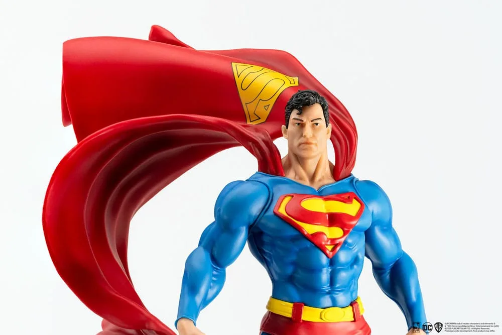 Superman PVC Statue – Classic Version 1/8 Scale 30 cm 6