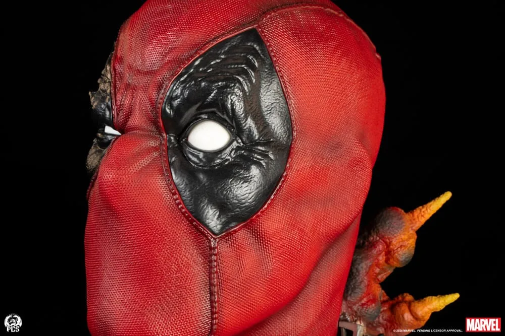 Marvel Fine Art Bust – Deadpool Corps Diorama 42 cm 12