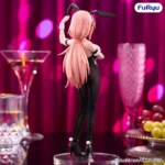 There Is Also a Hole in the Student Organization Figure – Komaro 23 cm 3