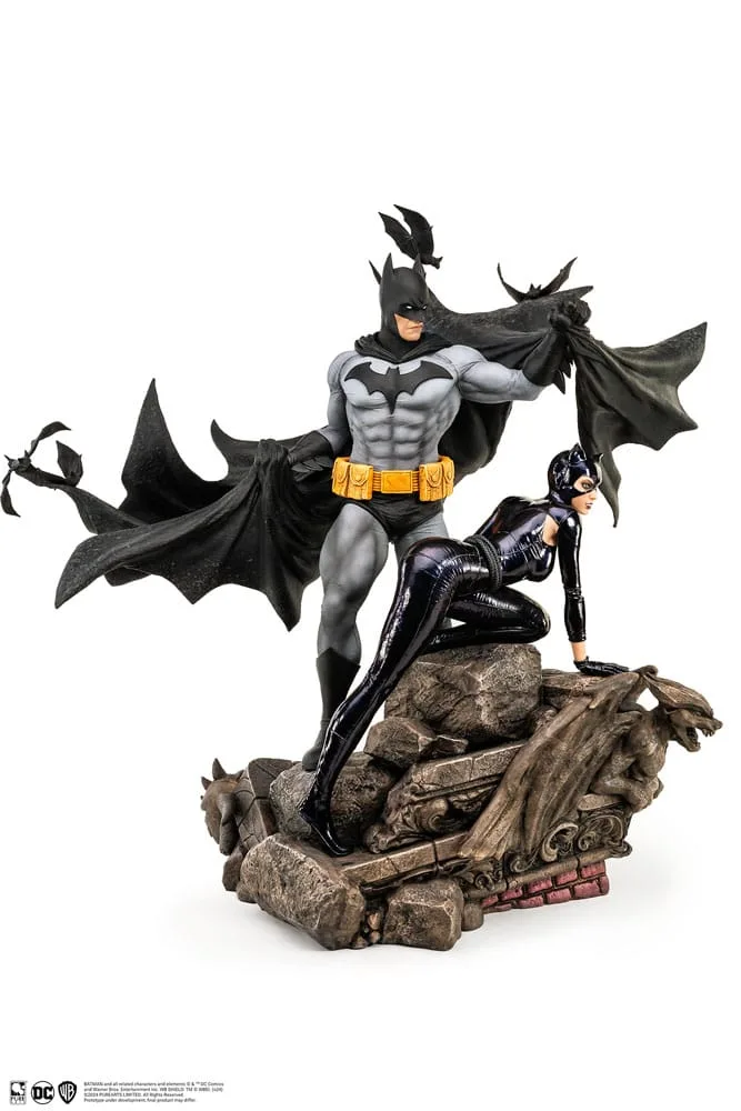 DC Comics Statue – Batman and Catwoman Reunion 1/4 Scale 67 cm 2
