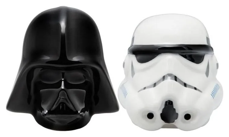 Star Wars Salt and Pepper Shakers – Darth Vader and Stormtrooper 1