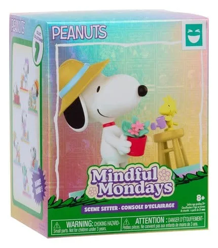 Peanuts Mini Figures – Snoopy Moody Mondays 8 Blind Boxes 2