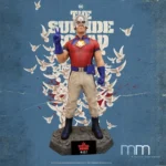 Suicide Squad Statue – Peacemaker in Lebensgröße 205 cm 1