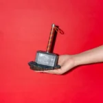 Marvel Pen and Stand – Thor Hammer 13 x 17.5 x 10 cm 5
