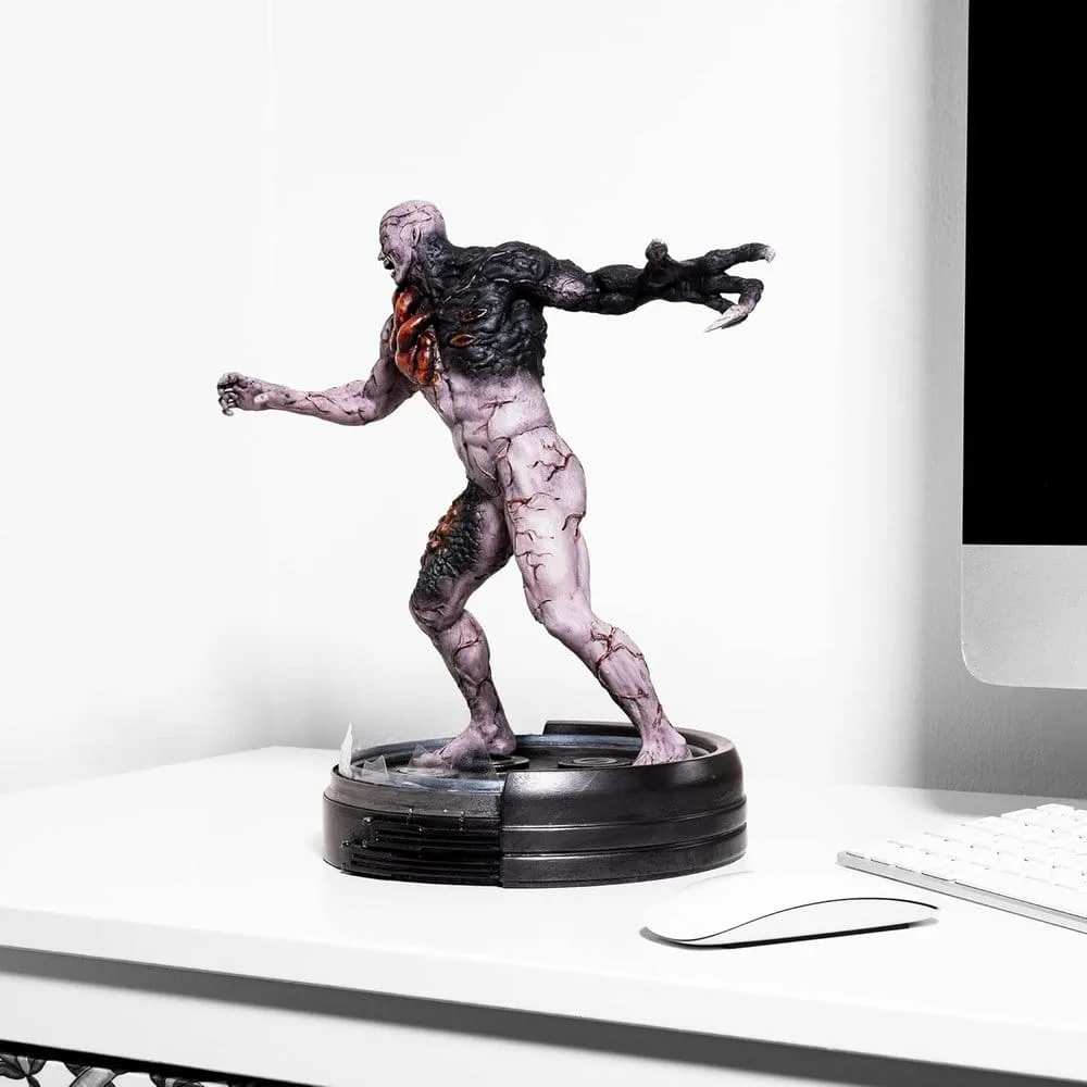 Resident Evil Statue – Tyrant 2