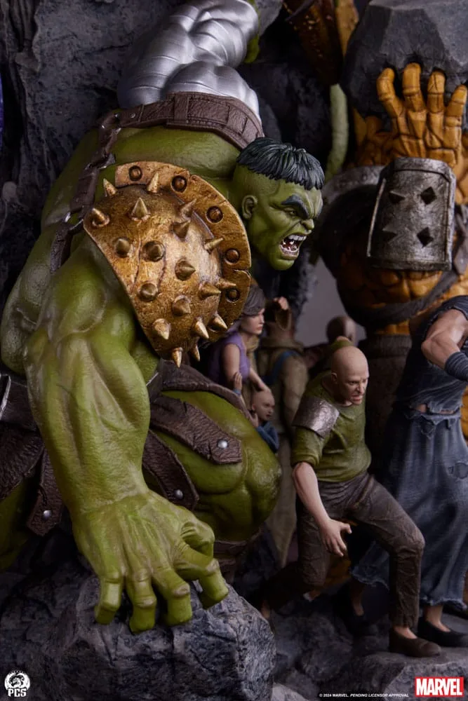 Marvel Fine Art Bust – Planet Hulk 56 cm 18