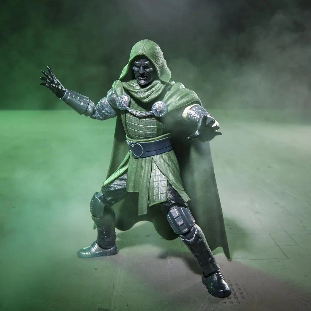 Avengers Doomsday Action Figure – Doctor Doom 15 cm 12