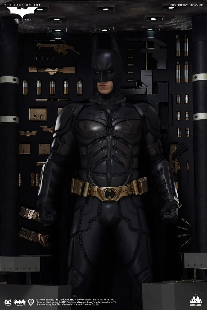 The Dark Knight Statue – Batman Ultimate Edition 207 cm 6