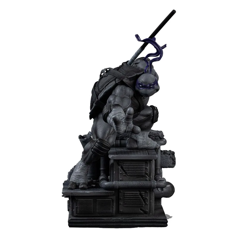 TMNT Statue – Donatello Black and White Variant 26 cm