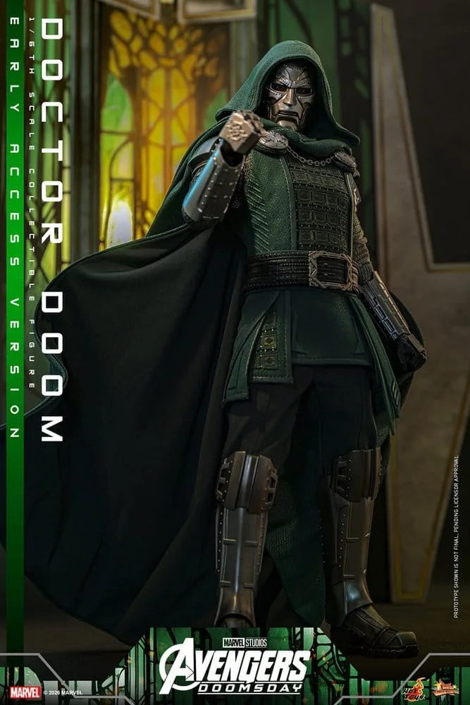 Avengers Doomsday Action Figure – Doctor Doom 31 cm 17