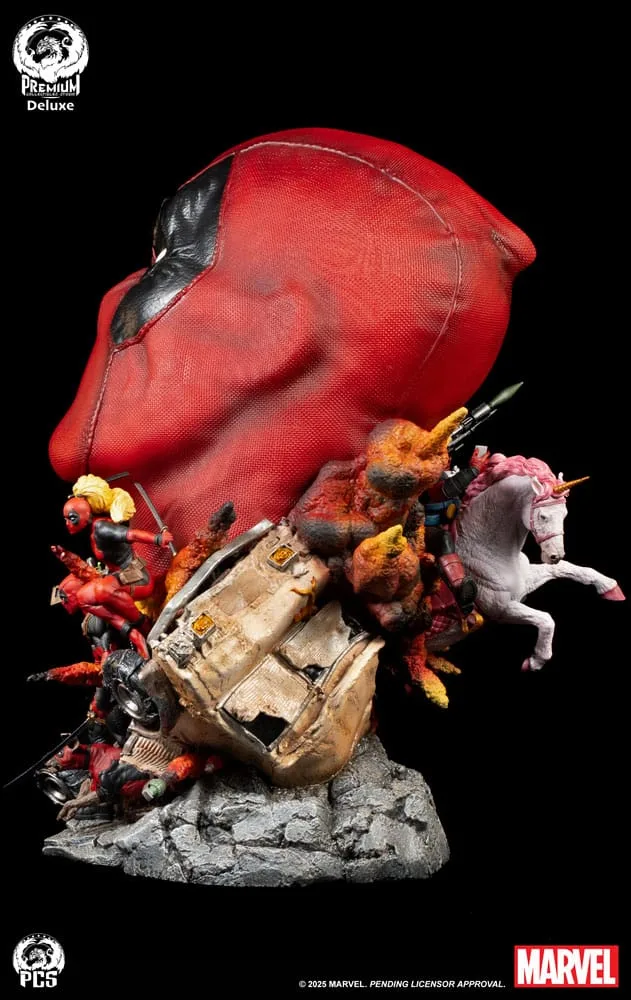 Marvel Fine Art Bust – Deadpool Deluxe Edition 42 cm 6
