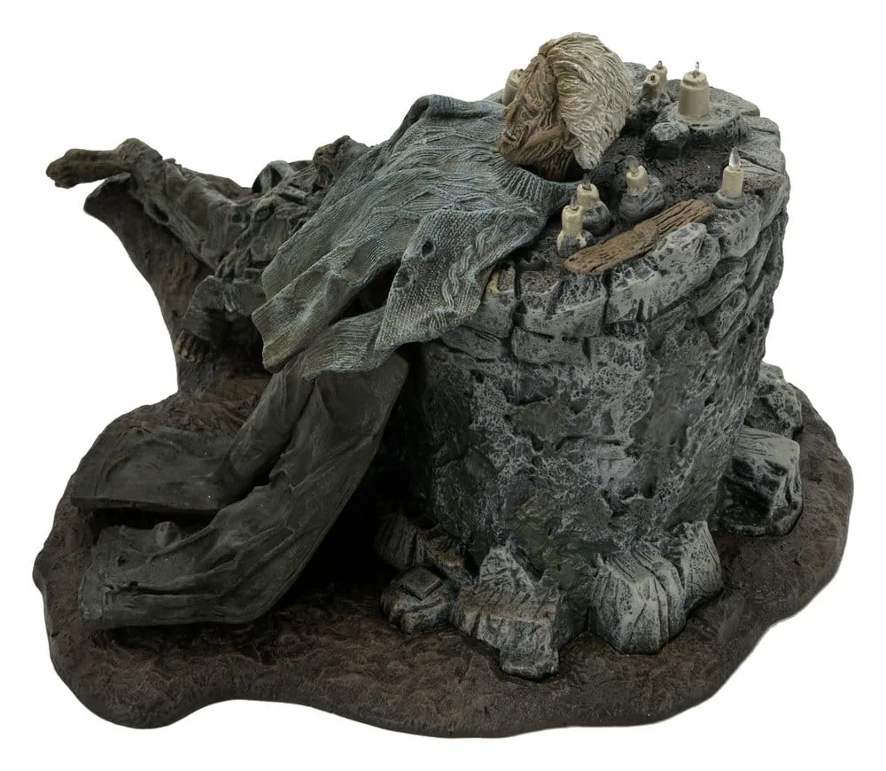 Friday the 13th The Game Diorama – Pamela Shrine 6