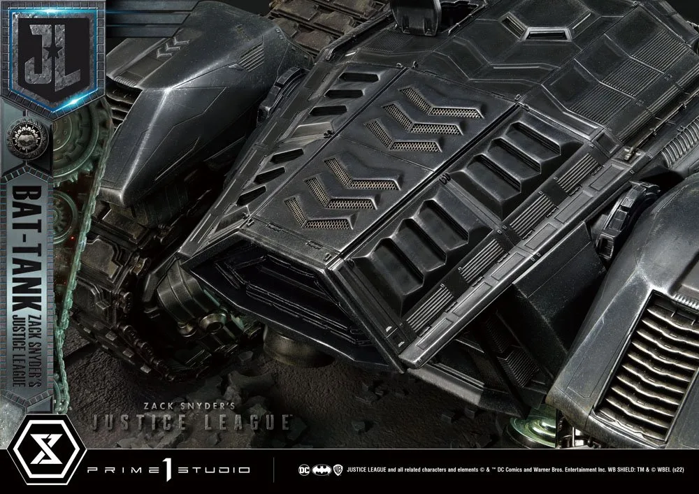 Zack Snyder’s Justice League Diorama – Bat-Tank 36 cm 22