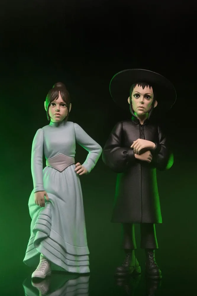 Beetlejuice Action Figure 2-Pack – Lydia and Astrid 15 cm 3