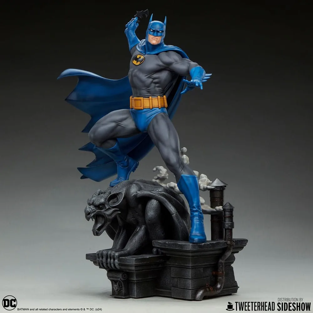 DC Comics Maquette – Batman Retro Edition 1/6 Scale 50 cm 6