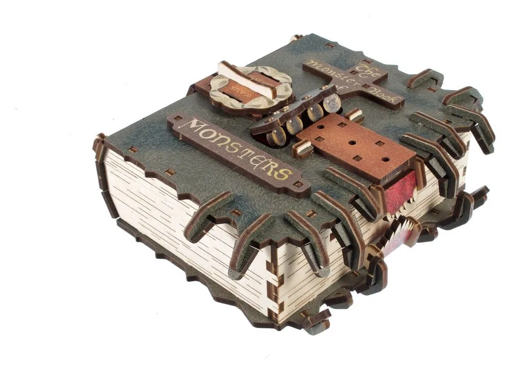 Harry Potter Wooden Model Kit – The Monster Book of Monsters 21