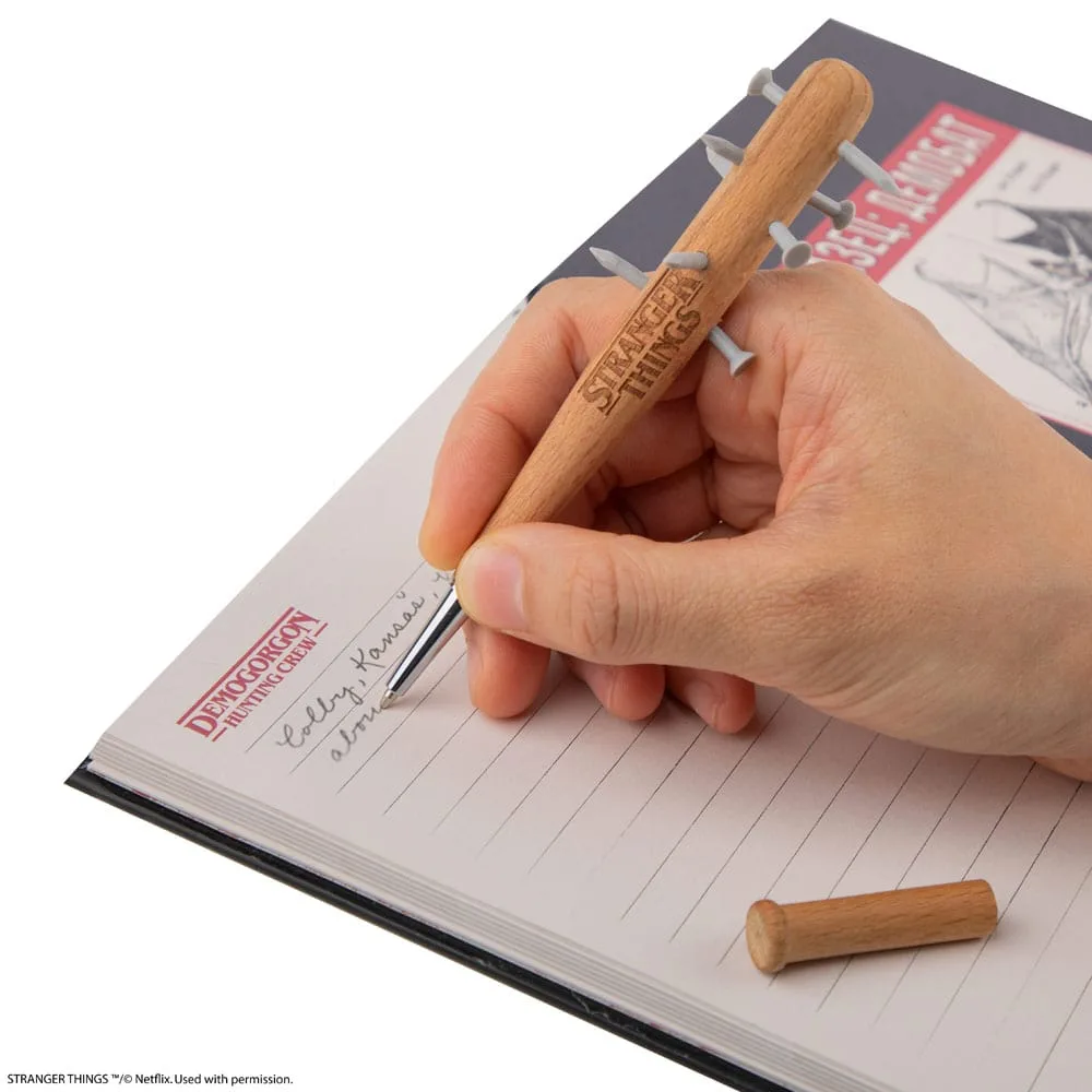Stranger Things Pen – Spiked Bat with Pin 13 cm 3