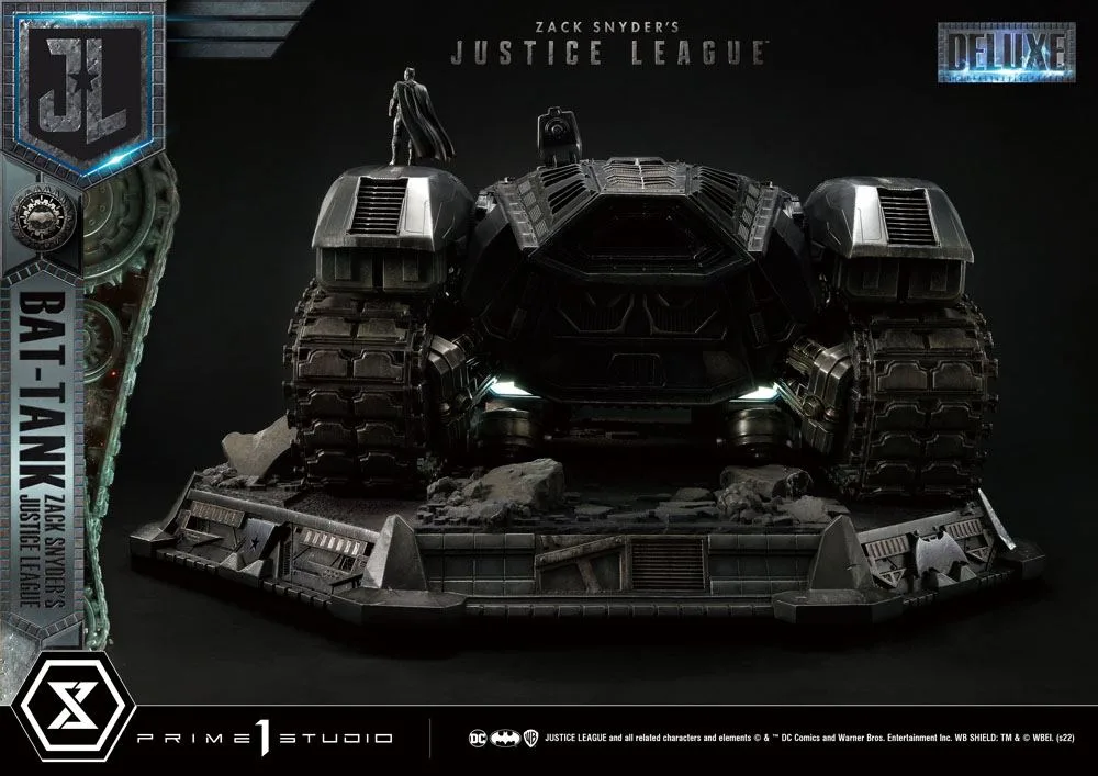 Zack Snyder’s Justice League Diorama – Bat-Tank Deluxe 36 cm 12