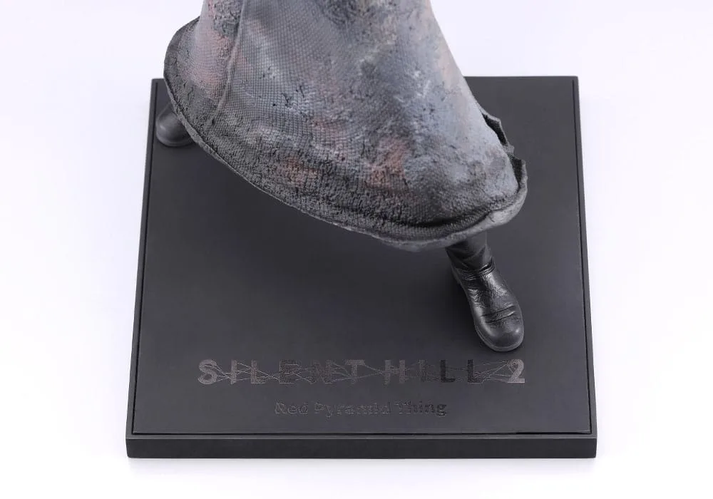 Silent Hill 2 Statue – Red Pyramid Thing 1/7 Scale 26 cm 10