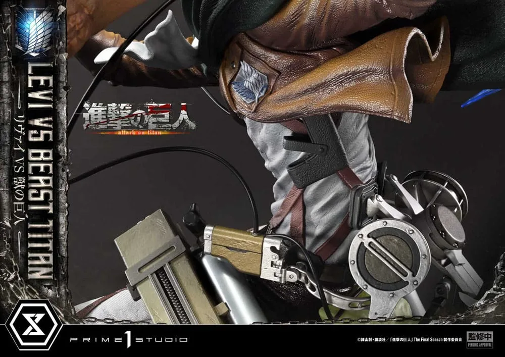 Attack on Titan Statue – Levi Versus Beast Titan 73 cm 25
