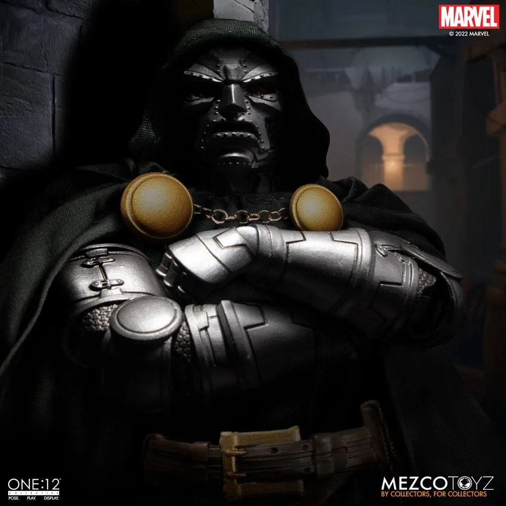Marvel Action Figure – Doctor Doom One:12 Collective 17 cm 4