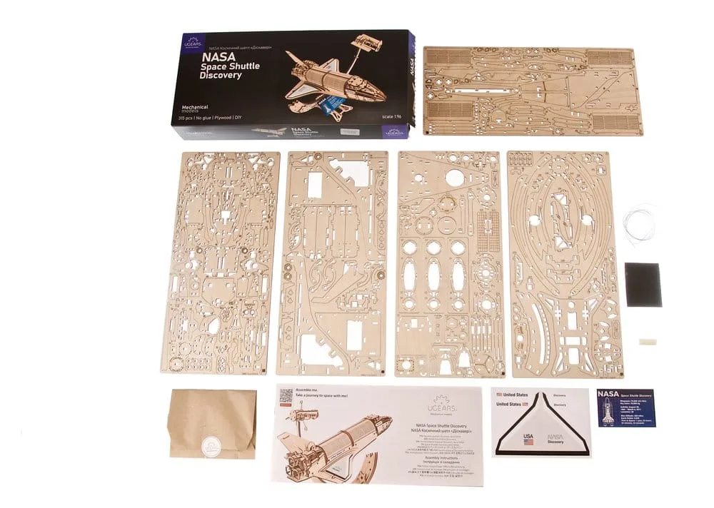 NASA Wooden Model Kit – Space Shuttle Discovery 26