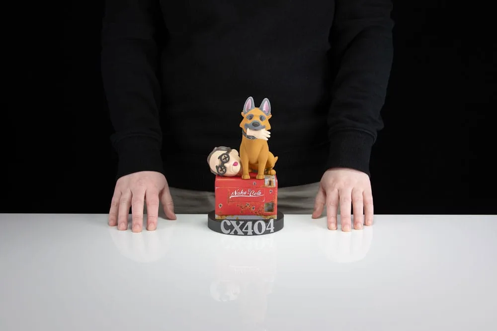 Fallout Vinyl Figure – Stylized CX404 and Wilzig Head 20 cm 8