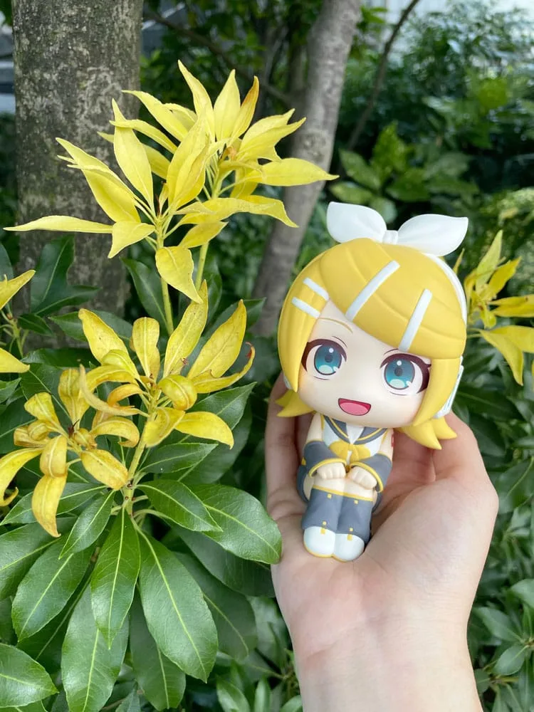 Character Vocal Series Statue – Kagamine Rin Look Up 11 cm 3