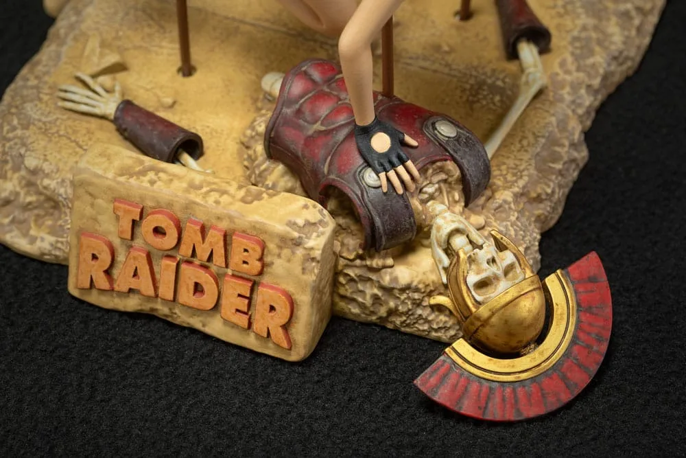 Tomb Raider Statue – Classic Era Lara Croft 17 cm 19