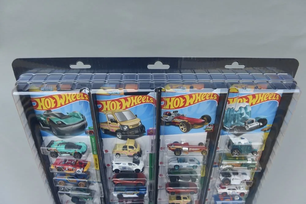Evoretro Wall Display – Carded Diecast Cars 3-Pack 2