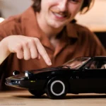 Knight Rider modelauto – K.I.T.T. schaal 1/10 53 cm 25