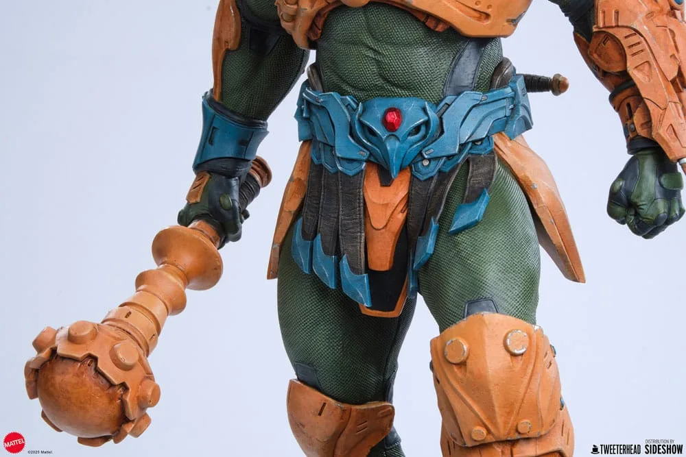Masters of the Universe Maquette – Legends Man-at-Arms 51 cm 13
