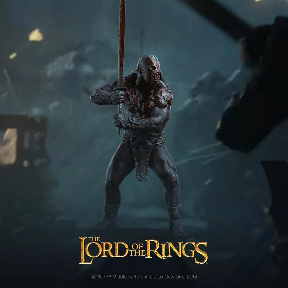 The Lord of the Rings Mini Statue – Uruk-hai Berserker 24 cm 12